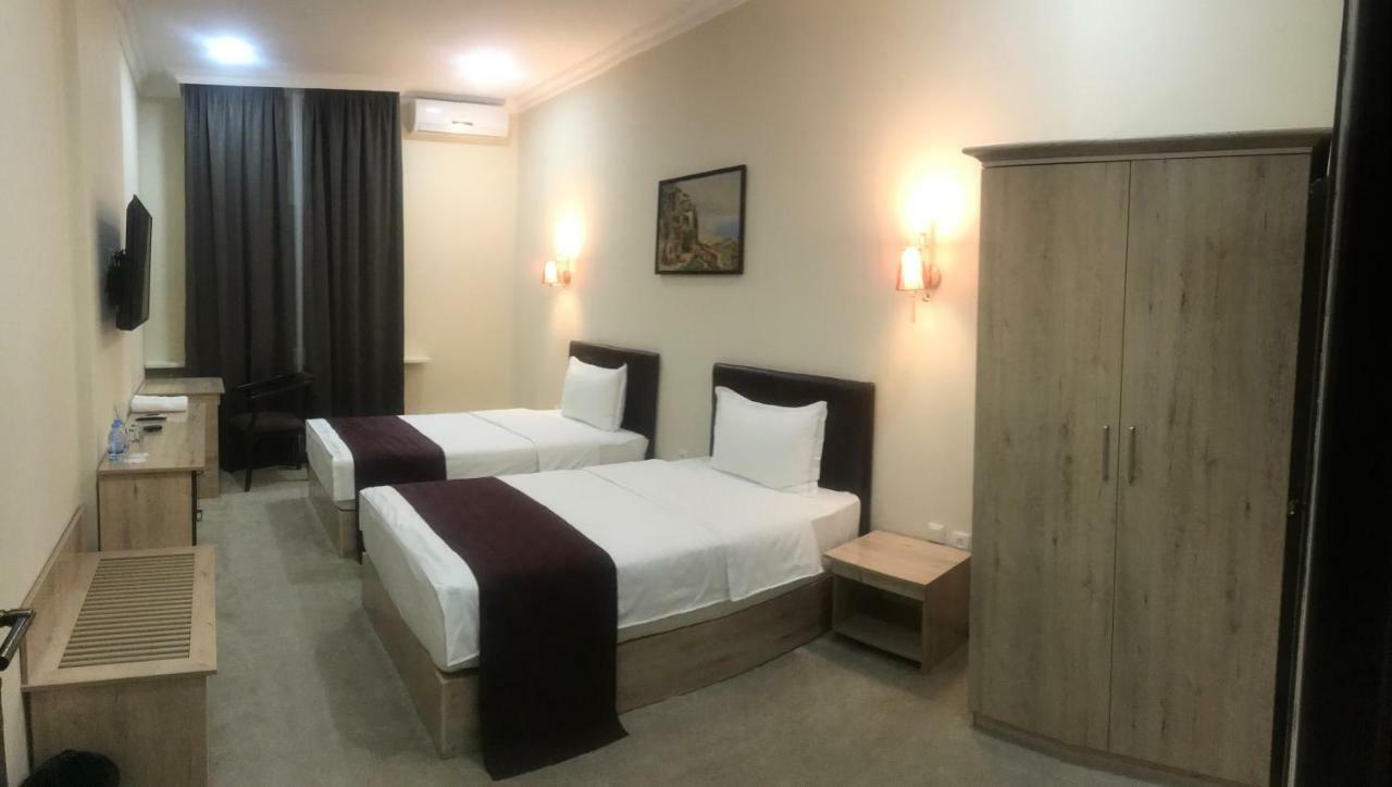 Karavan Street Hotel Tashkent Luaran gambar