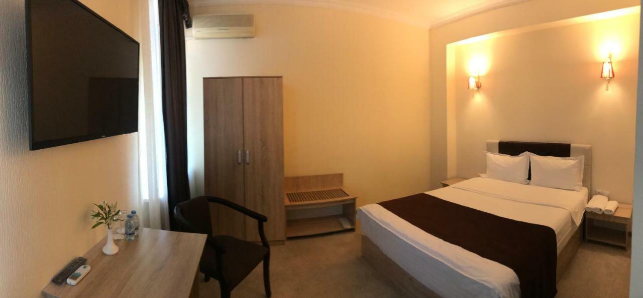 Karavan Street Hotel Tashkent Luaran gambar