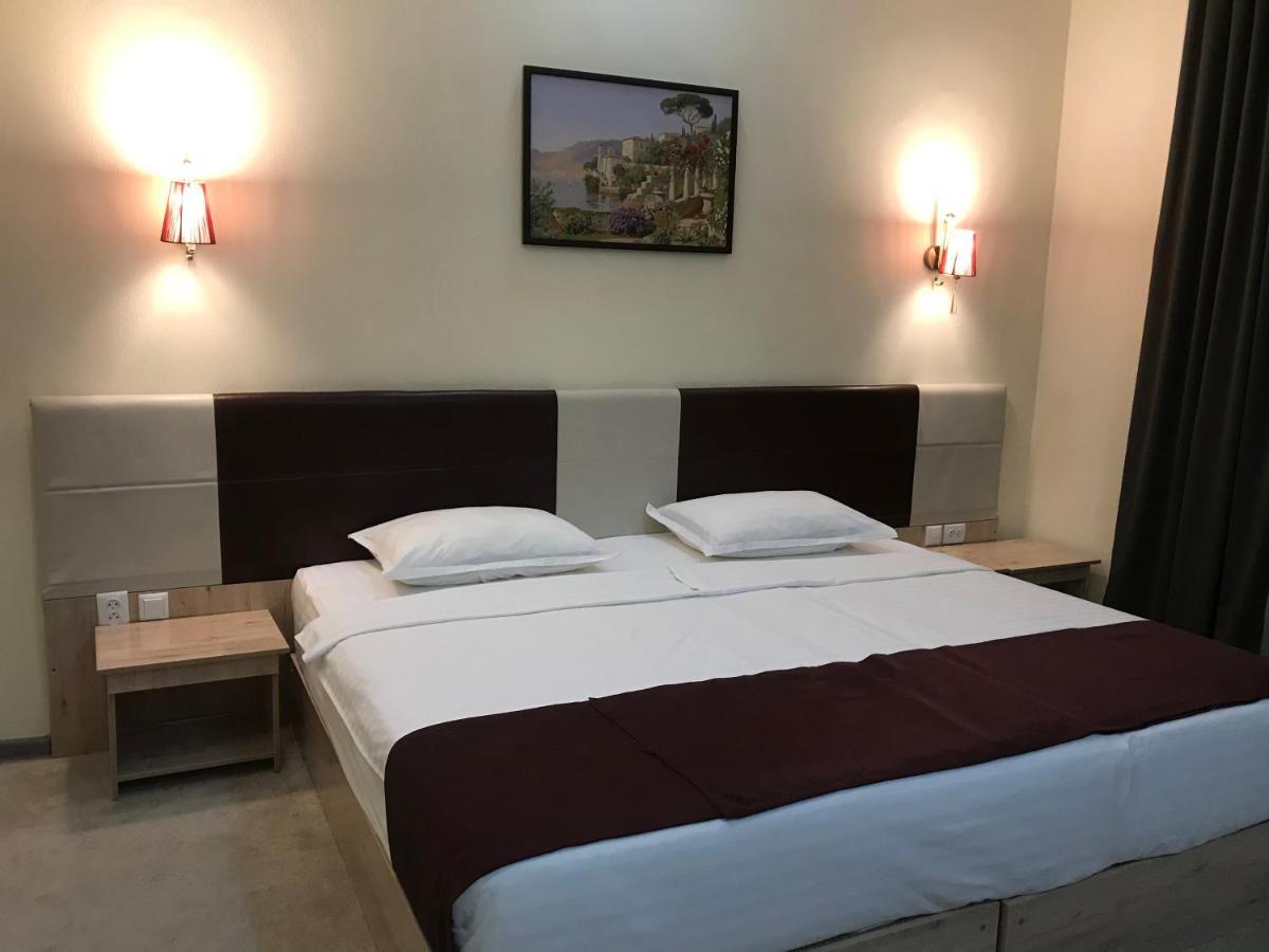 Karavan Street Hotel Tashkent Luaran gambar